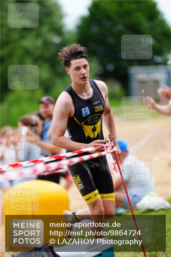 21.06.2026 - 29. Vierlanden-Triathlon LAZAROV Photography http://msf.ph/oto/9864724 21.06.2026 12:01:07 Schwimmen 913, 927, 941, 942, 954, 956, 957, 965, 975 meine-sportfotos.de