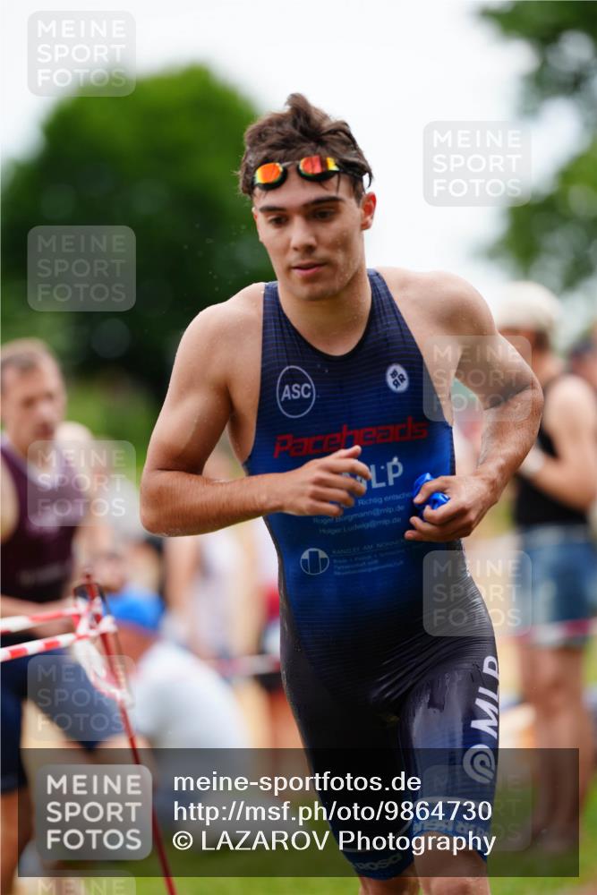 21.06.2026 - 29. Vierlanden-Triathlon LAZAROV Photography http://msf.ph/oto/9864730 21.06.2026 12:01:12 Schwimmen 913, 919, 927, 941, 942, 954, 956, 957, 965, 975 meine-sportfotos.de