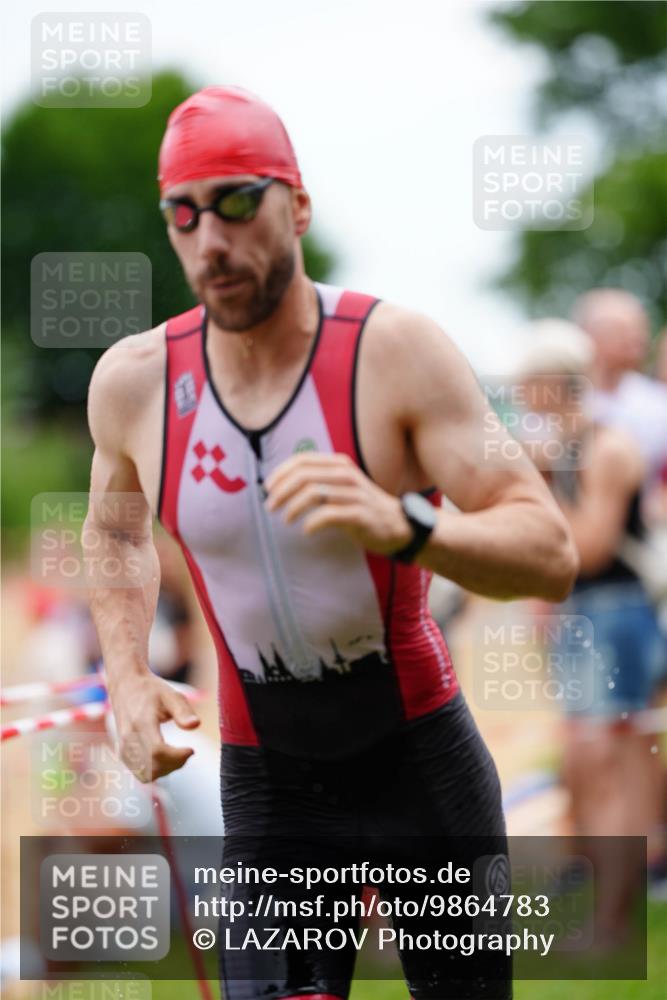 21.06.2026 - 29. Vierlanden-Triathlon LAZAROV Photography http://msf.ph/oto/9864783 21.06.2026 12:02:05 Schwimmen 910, 914, 920, 934, 946, 950, 951 meine-sportfotos.de