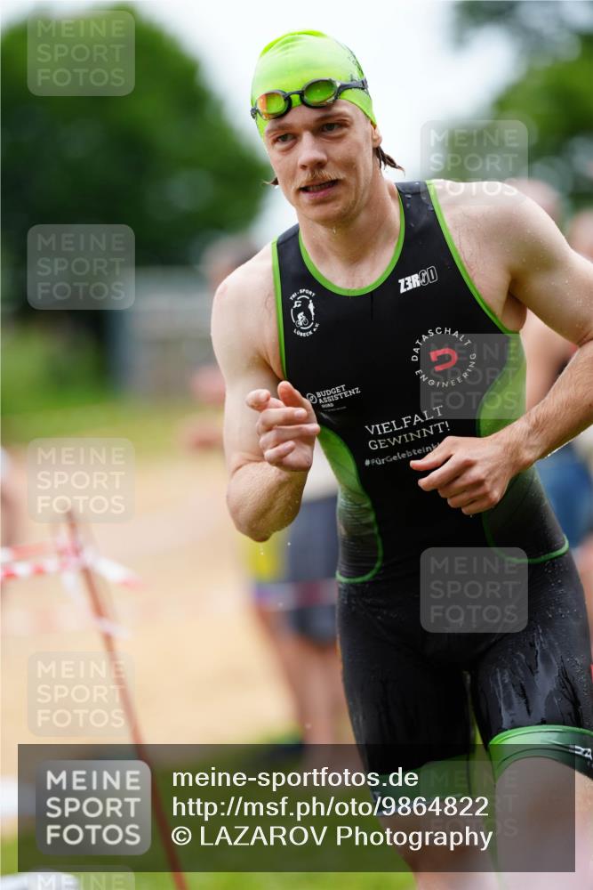 21.06.2026 - 29. Vierlanden-Triathlon LAZAROV Photography http://msf.ph/oto/9864822 21.06.2026 12:02:32 Schwimmen 908, 912, 923, 925, 928, 933, 936, 938, 943, 962, 967, 969 meine-sportfotos.de