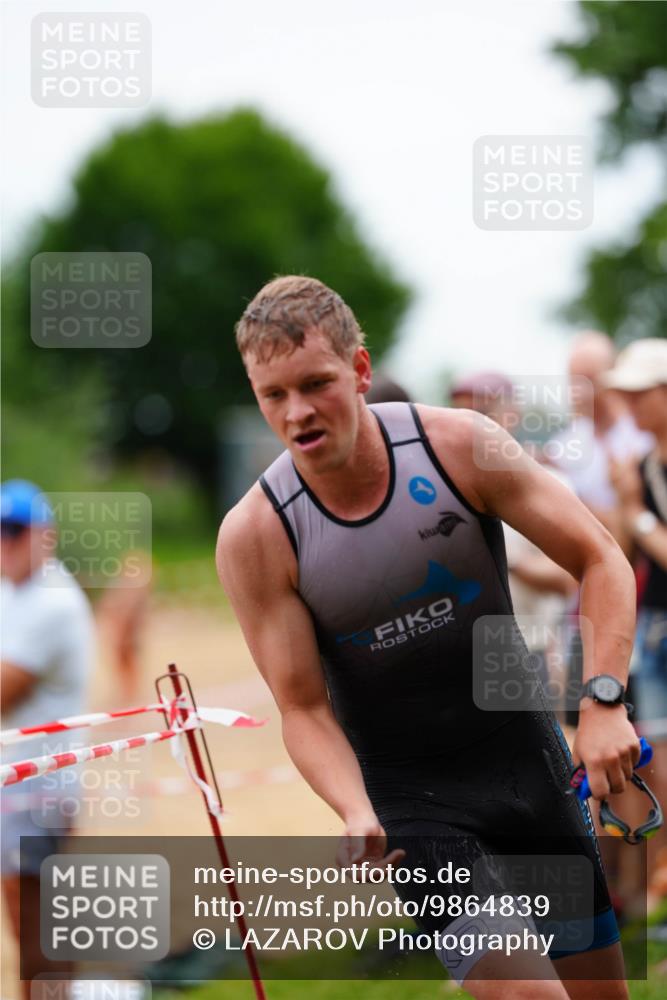 21.06.2026 - 29. Vierlanden-Triathlon LAZAROV Photography http://msf.ph/oto/9864839 21.06.2026 12:02:46 Schwimmen 908, 921, 923, 926, 933, 943, 945, 960, 962, 969, 977 meine-sportfotos.de