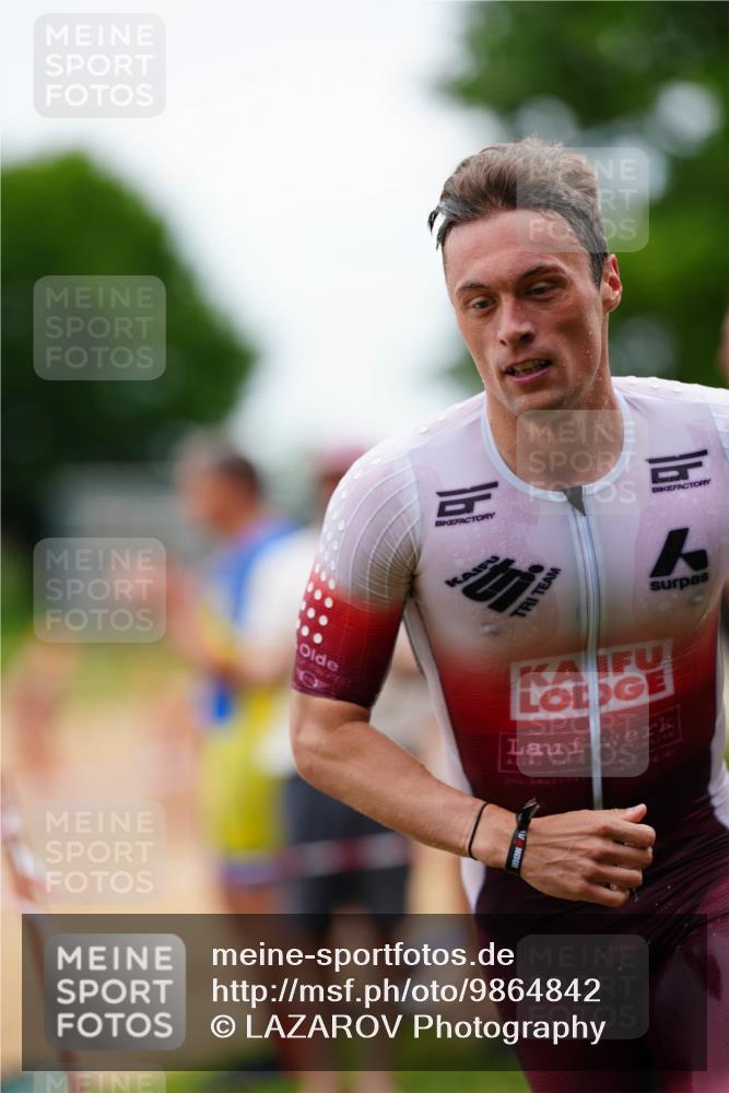 21.06.2026 - 29. Vierlanden-Triathlon LAZAROV Photography http://msf.ph/oto/9864842 21.06.2026 12:02:48 Schwimmen 921, 926, 943, 945, 960, 962, 977 meine-sportfotos.de