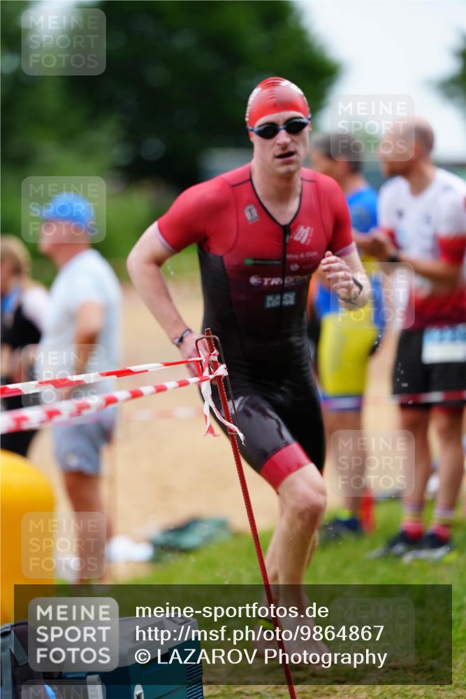 21.06.2026 - 29. Vierlanden-Triathlon LAZAROV Photography http://msf.ph/oto/9864867 21.06.2026 12:03:16 Schwimmen 915, 916, 948, 949, 961, 973, 980 meine-sportfotos.de