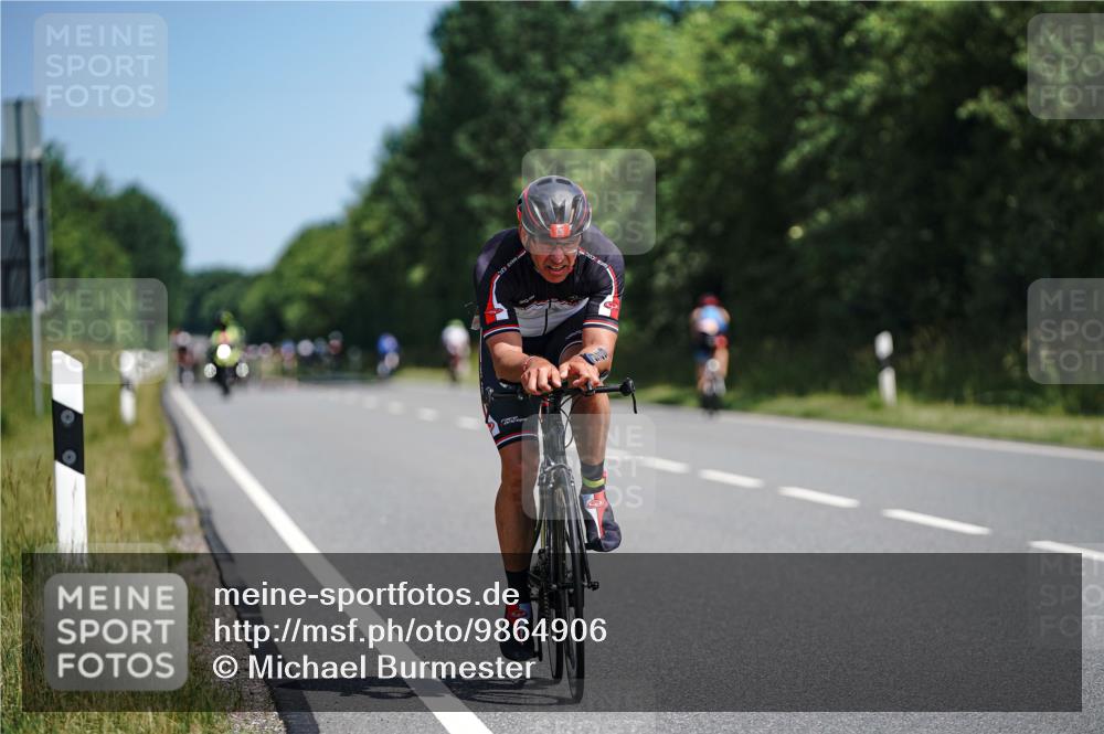 21.06.2026 - Viking Triathlon Michael Burmester http://msf.ph/oto/9864906 21.06.2026 11:51:38 Radfahren 22, 248, 325, 377, 389, 415, 461, 479, 511, 566, 626, 656 meine-sportfotos.de