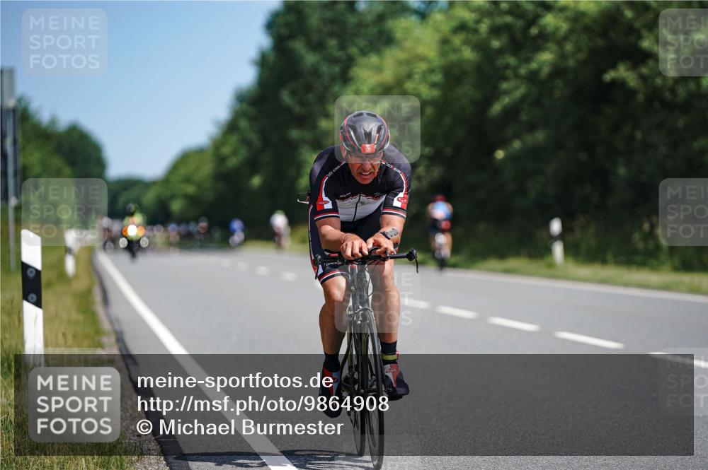 21.06.2026 - Viking Triathlon Michael Burmester http://msf.ph/oto/9864908 21.06.2026 11:51:38 Radfahren 22, 248, 325, 377, 389, 415, 461, 479, 511, 566, 626, 656 meine-sportfotos.de