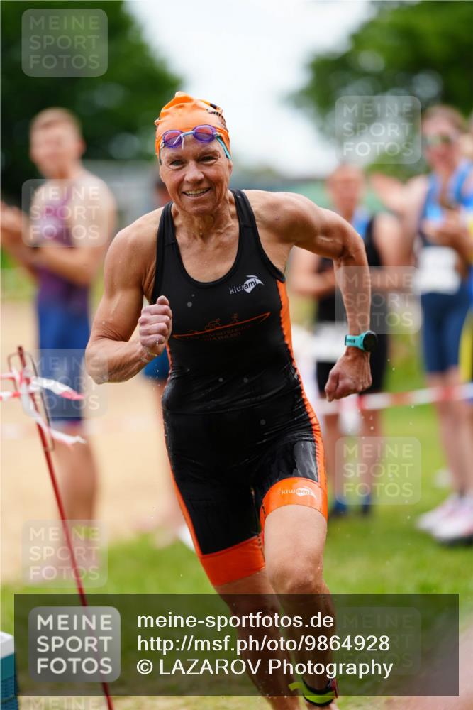 21.06.2026 - 29. Vierlanden-Triathlon LAZAROV Photography http://msf.ph/oto/9864928 21.06.2026 12:26:49 Schwimmen 994 meine-sportfotos.de