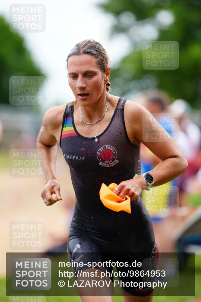 21.06.2026 - 29. Vierlanden-Triathlon LAZAROV Photography http://msf.ph/oto/9864953 21.06.2026 12:27:31 Schwimmen 996, 998, 1001, 1002, 1003, 1014 meine-sportfotos.de