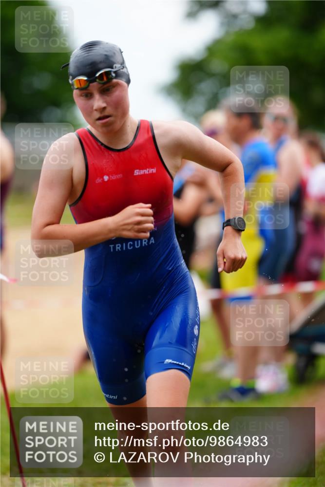 21.06.2026 - 29. Vierlanden-Triathlon LAZAROV Photography http://msf.ph/oto/9864983 21.06.2026 12:27:58 Schwimmen 1000, 1006, 1017 meine-sportfotos.de