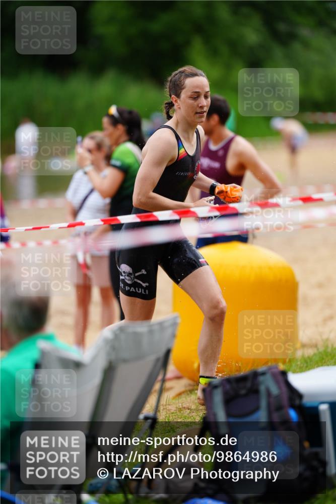 21.06.2026 - 29. Vierlanden-Triathlon LAZAROV Photography http://msf.ph/oto/9864986 21.06.2026 12:28:05 Schwimmen 991, 1000, 1006, 1015, 1017 meine-sportfotos.de
