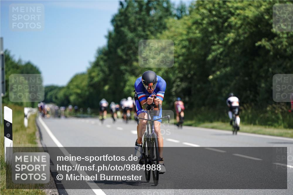 21.06.2026 - Viking Triathlon Michael Burmester http://msf.ph/oto/9864988 21.06.2026 11:52:15 Radfahren 61, 77, 80, 141, 410, 516, 520, 550, 636, 660 meine-sportfotos.de