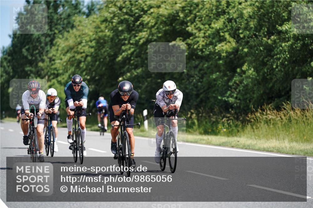 21.06.2026 - Viking Triathlon Michael Burmester http://msf.ph/oto/9865056 21.06.2026 11:52:55 Radfahren 104, 109, 135, 145, 160, 178, 180, 202, 383, 446, 452, 452, 496, 500, 515, 603, 610 meine-sportfotos.de