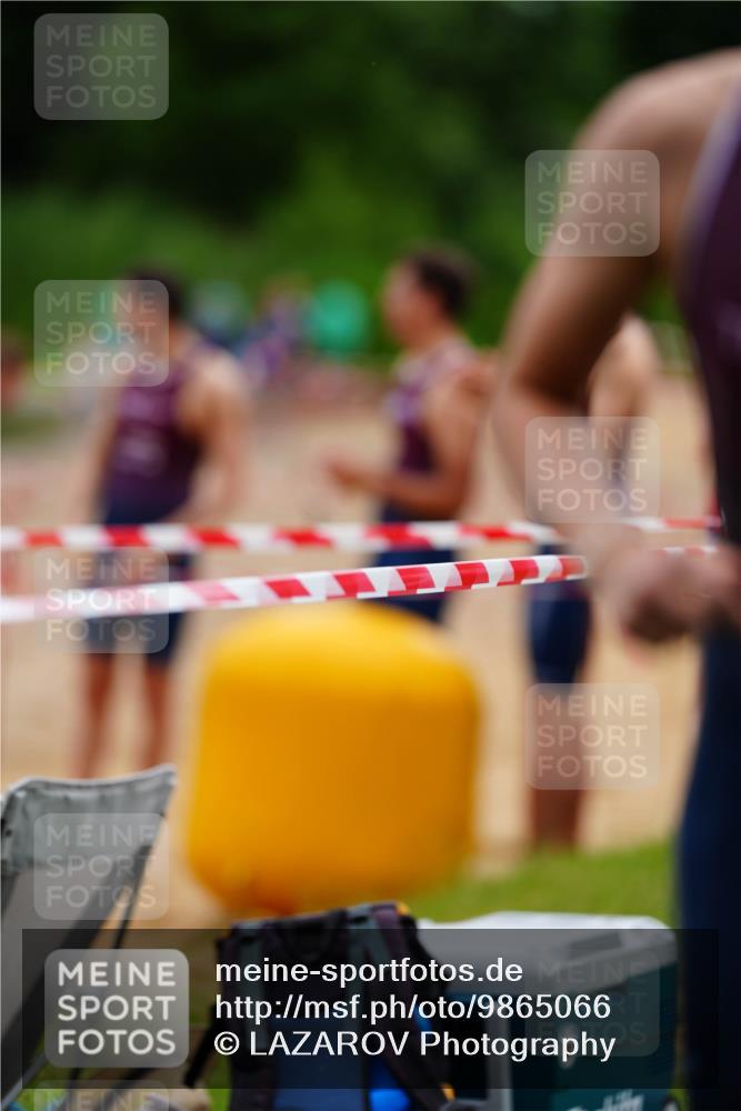 21.06.2026 - 29. Vierlanden-Triathlon LAZAROV Photography http://msf.ph/oto/9865066 21.06.2026 12:29:10 Schwimmen 984, 1013 meine-sportfotos.de