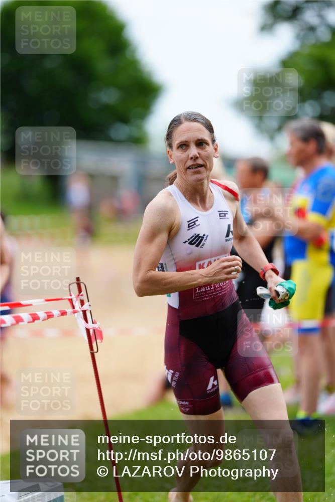 21.06.2026 - 29. Vierlanden-Triathlon LAZAROV Photography http://msf.ph/oto/9865107 21.06.2026 12:29:57 Schwimmen 987, 1004, 1016, 1021 meine-sportfotos.de