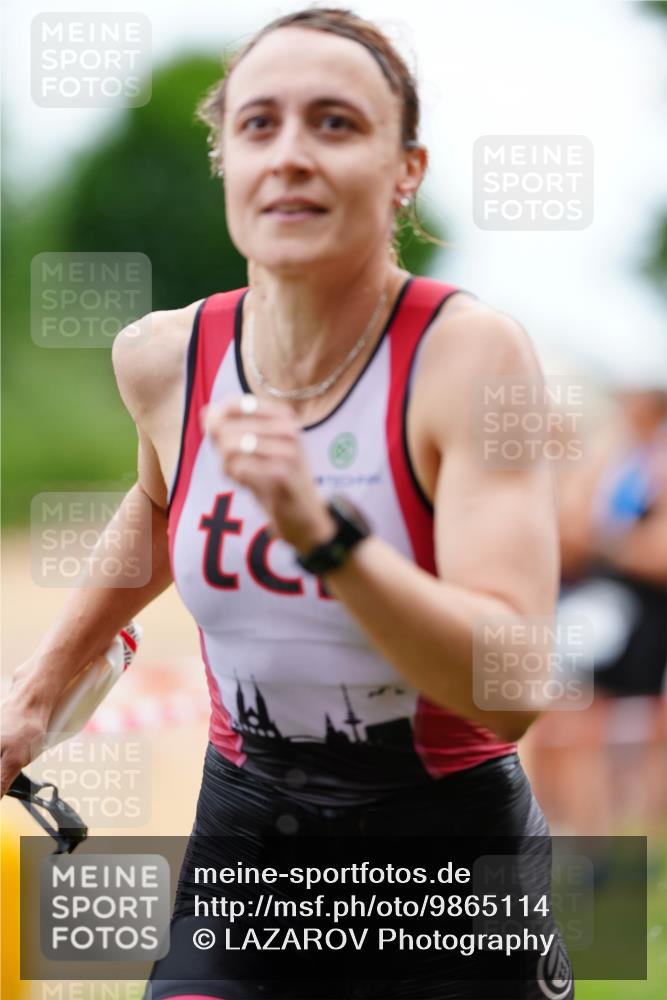 21.06.2026 - 29. Vierlanden-Triathlon LAZAROV Photography http://msf.ph/oto/9865114 21.06.2026 12:29:59 Schwimmen 987, 1004, 1016, 1021 meine-sportfotos.de