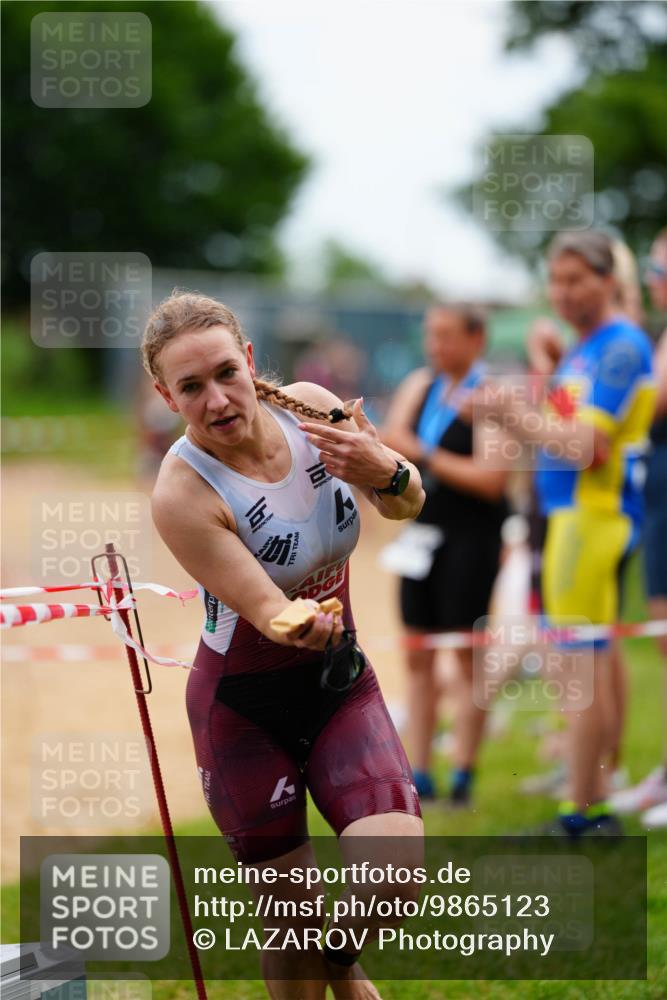 21.06.2026 - 29. Vierlanden-Triathlon LAZAROV Photography http://msf.ph/oto/9865123 21.06.2026 12:30:39 Schwimmen 1020 meine-sportfotos.de