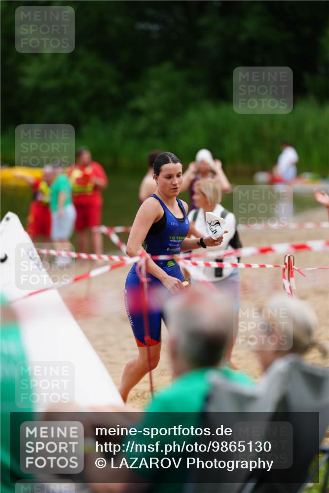 21.06.2026 - 29. Vierlanden-Triathlon LAZAROV Photography http://msf.ph/oto/9865130 21.06.2026 12:31:10 Schwimmen 986, 988 meine-sportfotos.de
