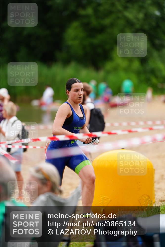 21.06.2026 - 29. Vierlanden-Triathlon LAZAROV Photography http://msf.ph/oto/9865134 21.06.2026 12:31:11 Schwimmen 986, 988 meine-sportfotos.de
