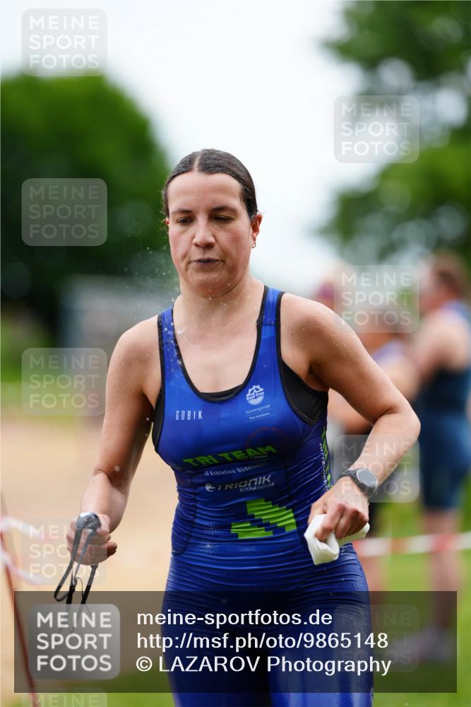 21.06.2026 - 29. Vierlanden-Triathlon LAZAROV Photography http://msf.ph/oto/9865148 21.06.2026 12:31:12 Schwimmen 986, 988 meine-sportfotos.de