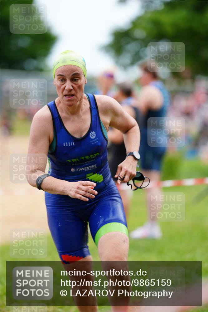 21.06.2026 - 29. Vierlanden-Triathlon LAZAROV Photography http://msf.ph/oto/9865159 21.06.2026 12:31:18 Schwimmen 986, 988 meine-sportfotos.de