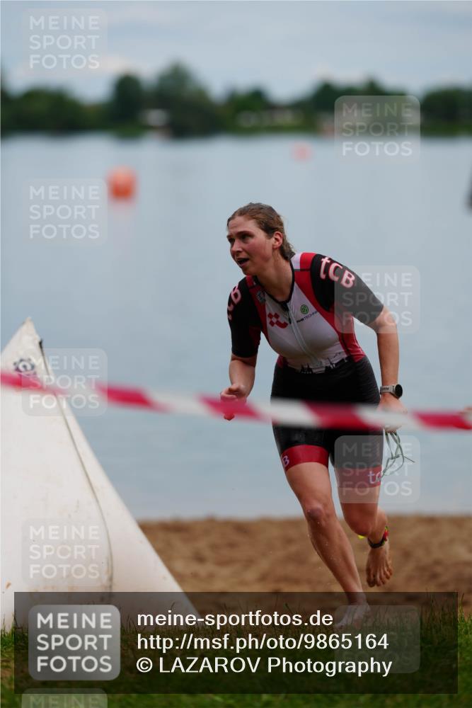 21.06.2026 - 29. Vierlanden-Triathlon LAZAROV Photography http://msf.ph/oto/9865164 21.06.2026 12:32:53 Schwimmen 1005 meine-sportfotos.de