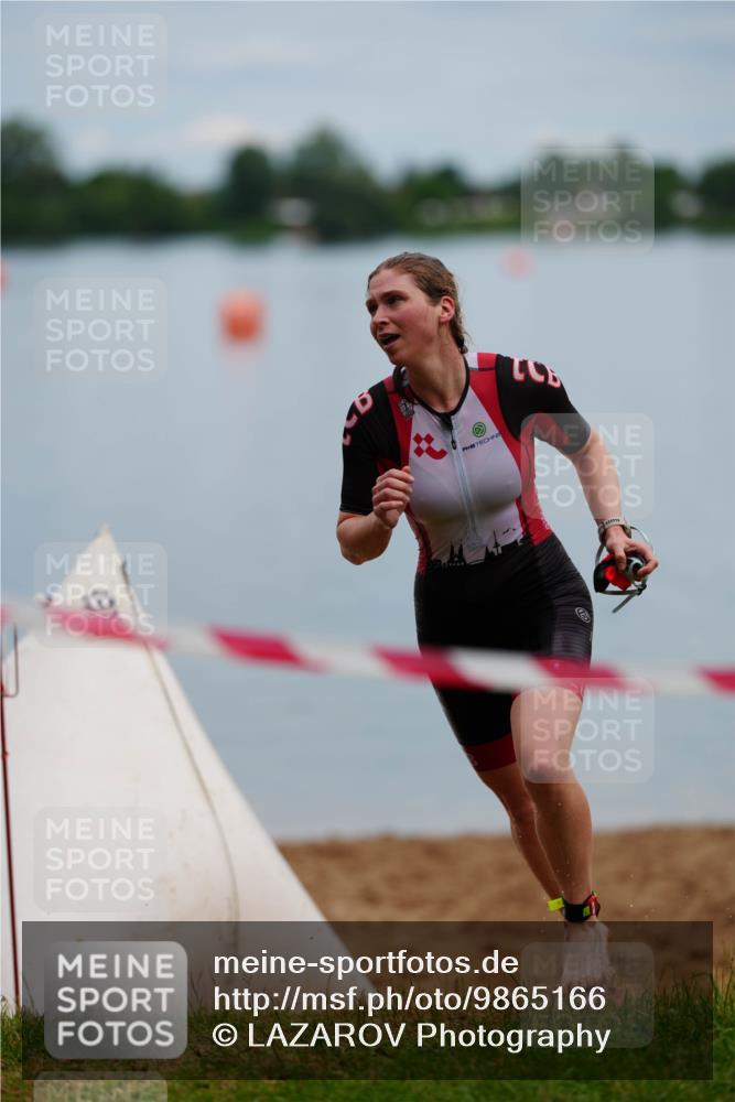 21.06.2026 - 29. Vierlanden-Triathlon LAZAROV Photography http://msf.ph/oto/9865166 21.06.2026 12:32:53 Schwimmen 1005 meine-sportfotos.de
