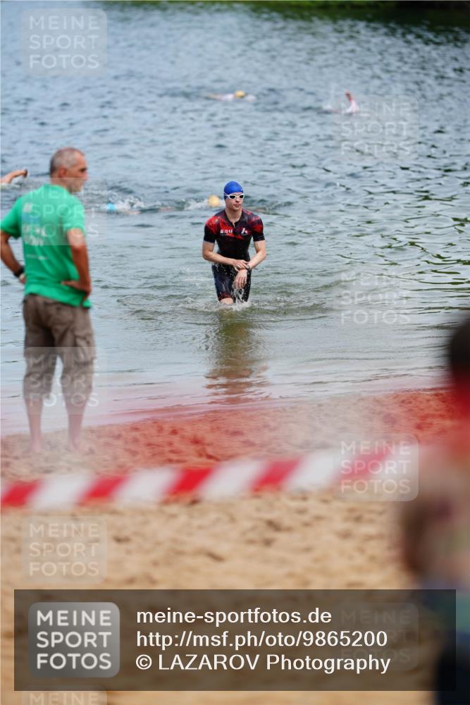 21.06.2026 - 29. Vierlanden-Triathlon LAZAROV Photography http://msf.ph/oto/9865200 21.06.2026 12:58:06 Schwimmen 1092 meine-sportfotos.de