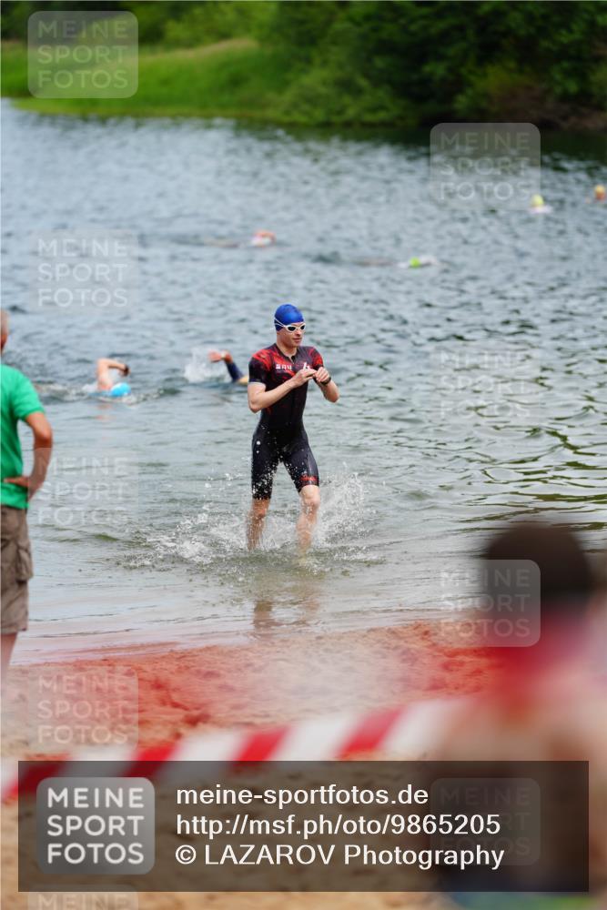 21.06.2026 - 29. Vierlanden-Triathlon LAZAROV Photography http://msf.ph/oto/9865205 21.06.2026 12:58:07 Schwimmen 1092 meine-sportfotos.de