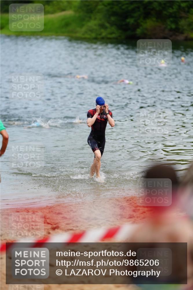 21.06.2026 - 29. Vierlanden-Triathlon LAZAROV Photography http://msf.ph/oto/9865206 21.06.2026 12:58:07 Schwimmen 1092 meine-sportfotos.de