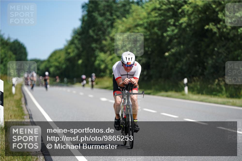 21.06.2026 - Viking Triathlon Michael Burmester http://msf.ph/oto/9865253 21.06.2026 11:54:20 Radfahren 81, 114, 209, 234, 243, 264, 265, 309, 347, 392, 417, 447, 530, 579, 662, 662 meine-sportfotos.de