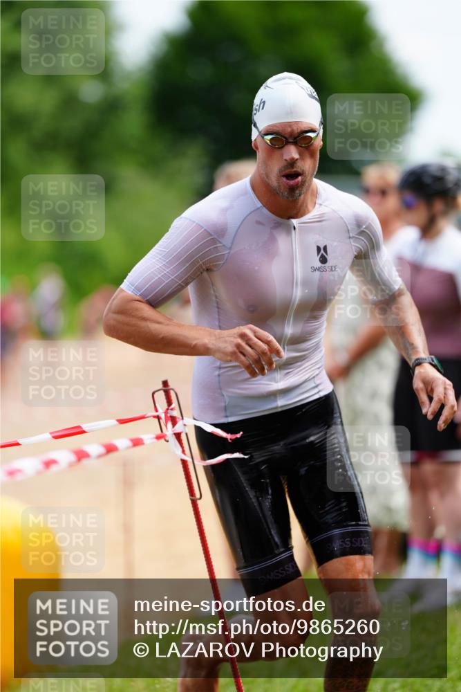 21.06.2026 - 29. Vierlanden-Triathlon LAZAROV Photography http://msf.ph/oto/9865260 21.06.2026 12:59:05 Schwimmen 1023, 1030, 1035, 1051, 1067, 1068, 1071, 1081 meine-sportfotos.de