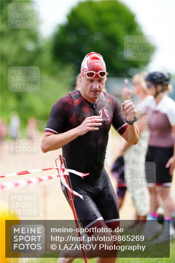 21.06.2026 - 29. Vierlanden-Triathlon LAZAROV Photography http://msf.ph/oto/9865269 21.06.2026 12:59:12 Schwimmen 1023, 1030, 1051, 1068, 1071, 1077, 1081 meine-sportfotos.de