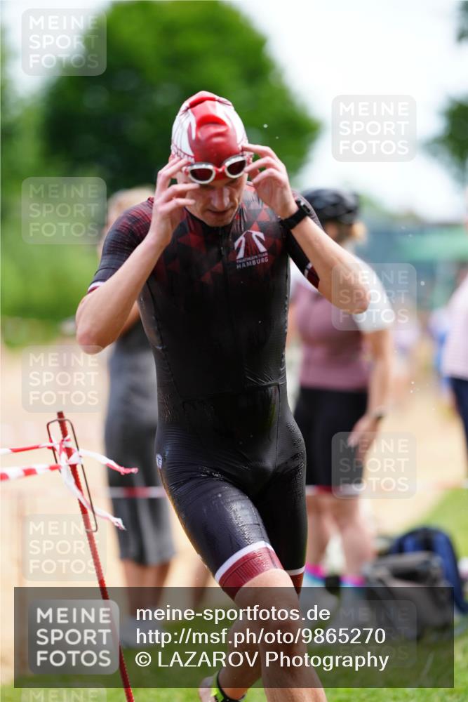 21.06.2026 - 29. Vierlanden-Triathlon LAZAROV Photography http://msf.ph/oto/9865270 21.06.2026 12:59:12 Schwimmen 1023, 1030, 1051, 1068, 1071, 1077, 1081 meine-sportfotos.de