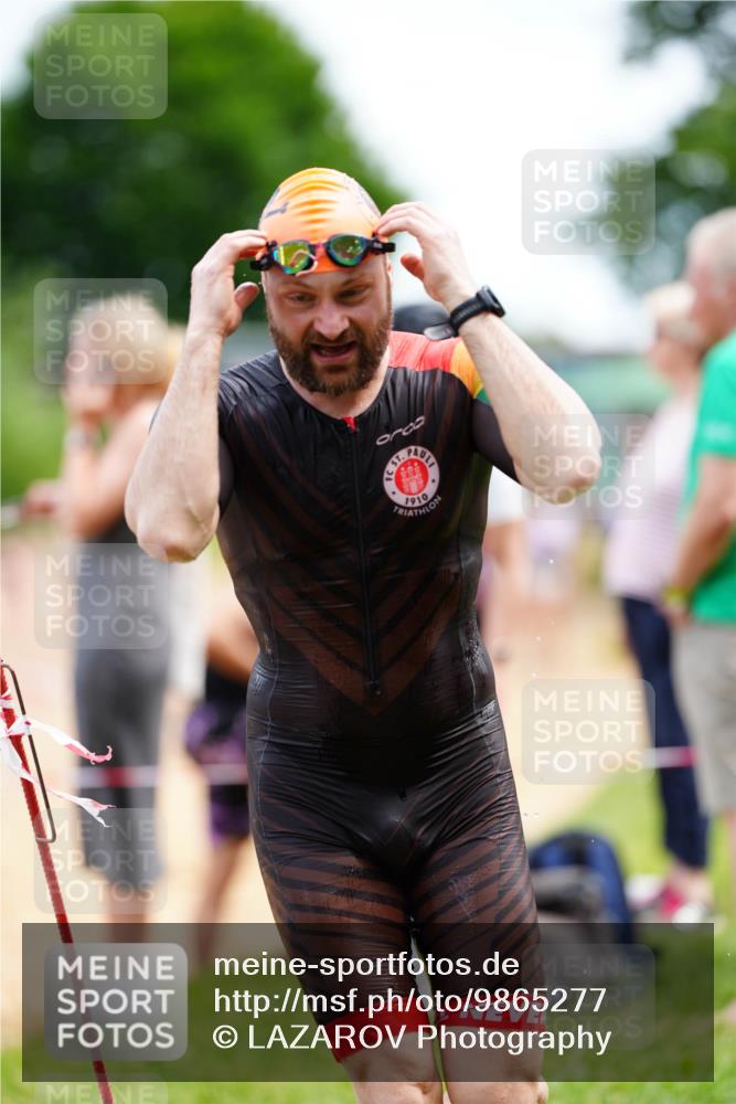21.06.2026 - 29. Vierlanden-Triathlon LAZAROV Photography http://msf.ph/oto/9865277 21.06.2026 12:59:15 Schwimmen 1030, 1051, 1068, 1071, 1076, 1077, 1081 meine-sportfotos.de