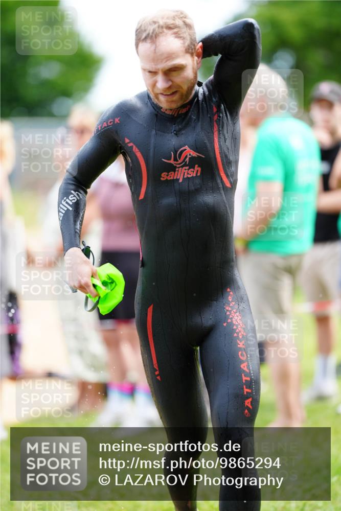 21.06.2026 - 29. Vierlanden-Triathlon LAZAROV Photography http://msf.ph/oto/9865294 21.06.2026 12:59:32 Schwimmen 1058, 1069, 1076, 1086, 1088 meine-sportfotos.de