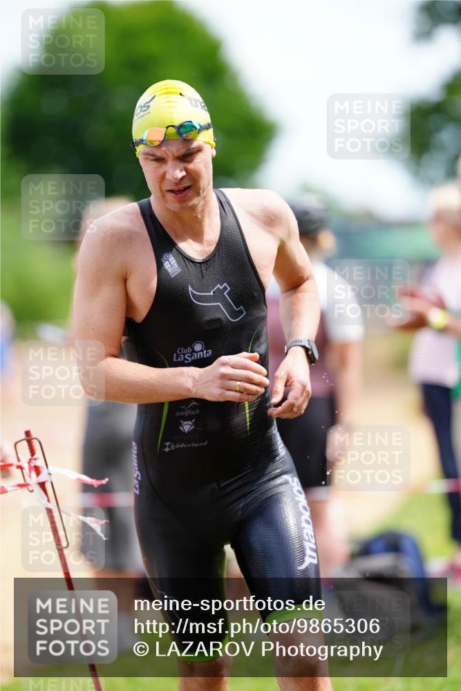 21.06.2026 - 29. Vierlanden-Triathlon LAZAROV Photography http://msf.ph/oto/9865306 21.06.2026 12:59:45 Schwimmen 1034, 1036, 1037, 1058, 1061, 1069, 1079 meine-sportfotos.de