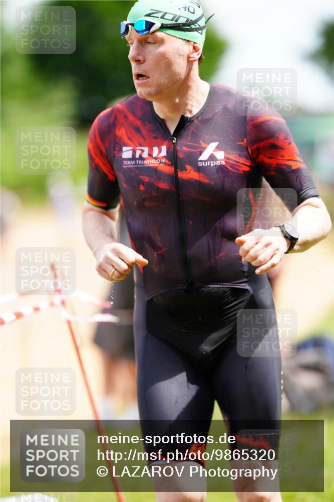 21.06.2026 - 29. Vierlanden-Triathlon LAZAROV Photography http://msf.ph/oto/9865320 21.06.2026 12:59:58 Schwimmen 1091 meine-sportfotos.de