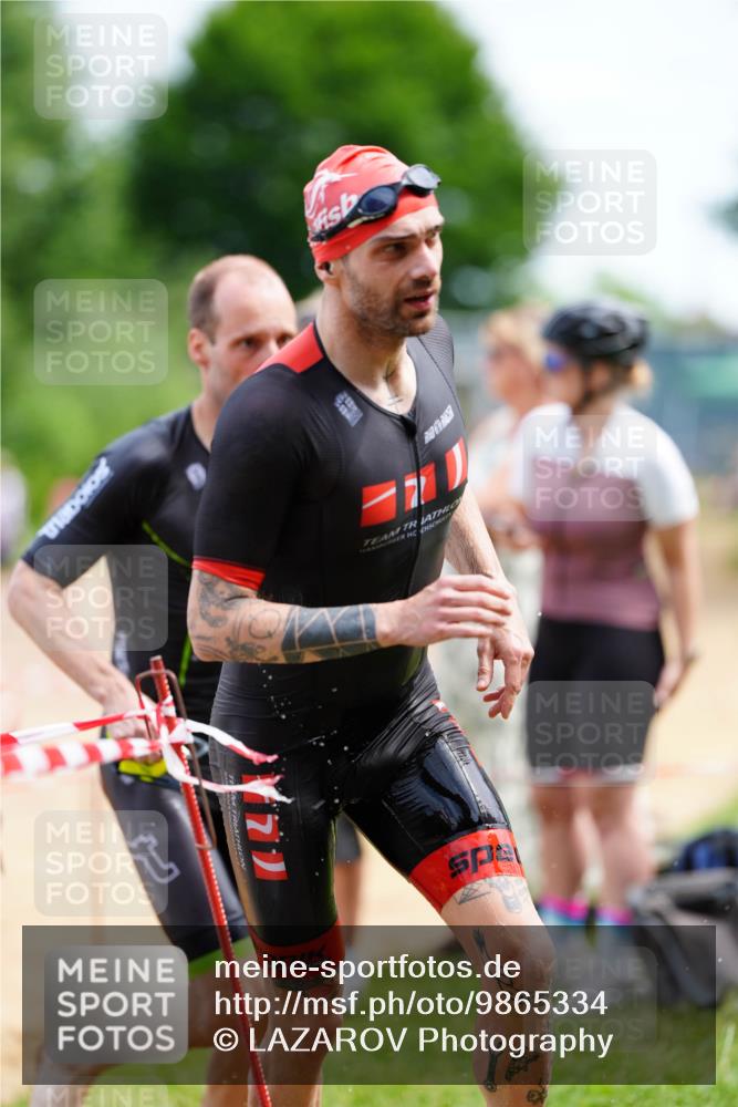 21.06.2026 - 29. Vierlanden-Triathlon LAZAROV Photography http://msf.ph/oto/9865334 21.06.2026 13:00:31 Schwimmen 1029, 1050, 1062, 1064, 1072, 1075, 1078, 1090 meine-sportfotos.de