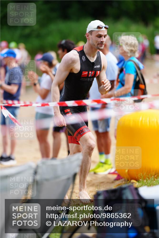 21.06.2026 - 29. Vierlanden-Triathlon LAZAROV Photography http://msf.ph/oto/9865362 21.06.2026 13:01:07 Schwimmen 1073, 1084, 1089 meine-sportfotos.de
