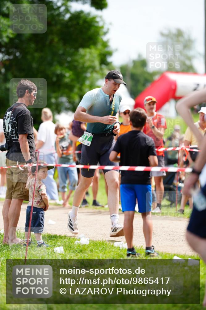 21.06.2026 - 29. Vierlanden-Triathlon LAZAROV Photography http://msf.ph/oto/9865417 21.06.2026 13:02:31 Schwimmen  meine-sportfotos.de