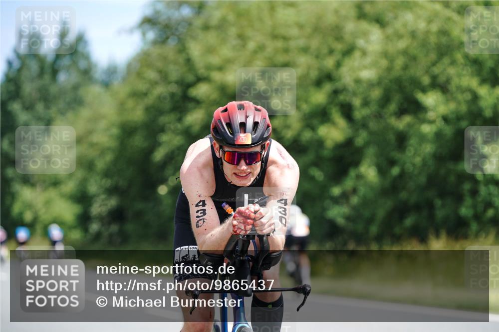 21.06.2026 - Viking Triathlon Michael Burmester http://msf.ph/oto/9865437 21.06.2026 11:58:09 Radfahren 48, 54, 192, 192, 221, 223, 232, 430, 453, 605, 654, 667 meine-sportfotos.de