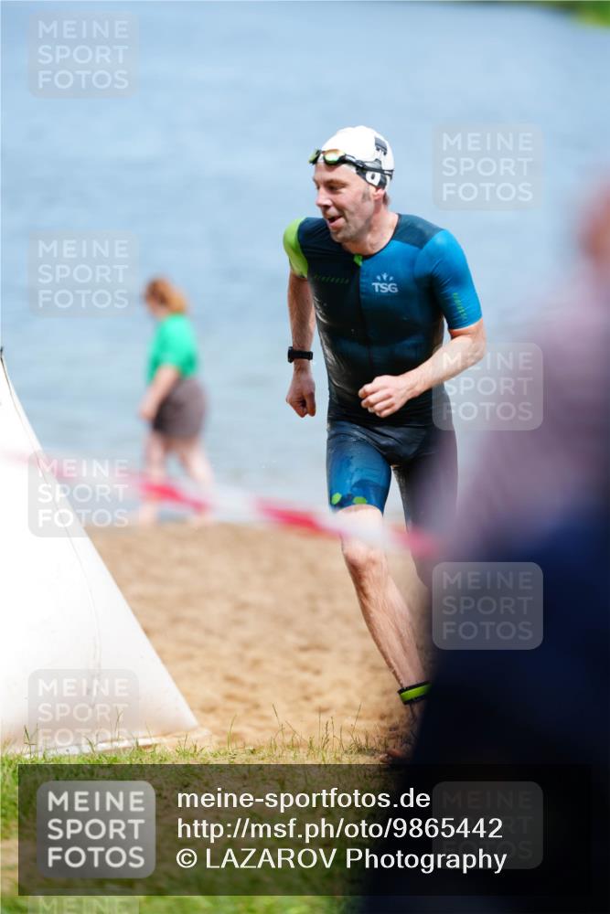 21.06.2026 - 29. Vierlanden-Triathlon LAZAROV Photography http://msf.ph/oto/9865442 21.06.2026 13:06:30 Schwimmen 1039 meine-sportfotos.de