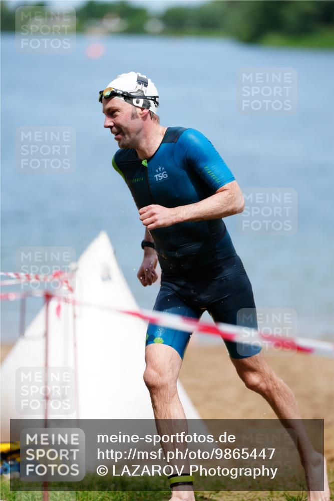 21.06.2026 - 29. Vierlanden-Triathlon LAZAROV Photography http://msf.ph/oto/9865447 21.06.2026 13:06:31 Schwimmen 1039 meine-sportfotos.de