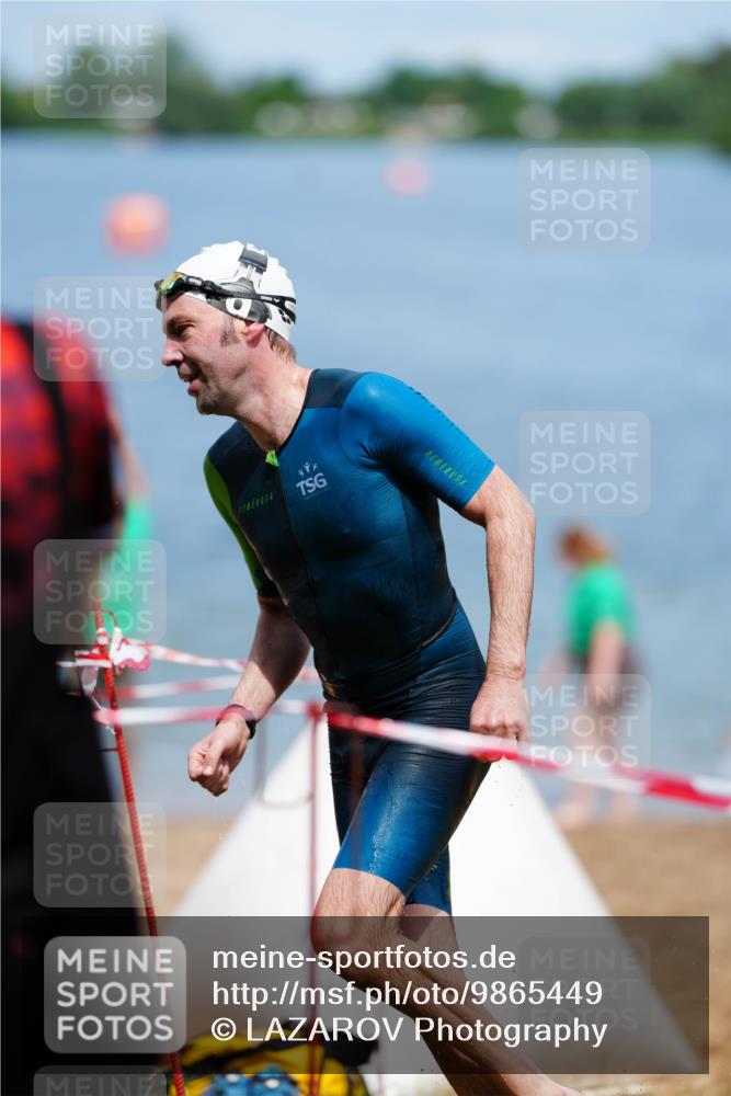 21.06.2026 - 29. Vierlanden-Triathlon LAZAROV Photography http://msf.ph/oto/9865449 21.06.2026 13:06:31 Schwimmen 1039 meine-sportfotos.de
