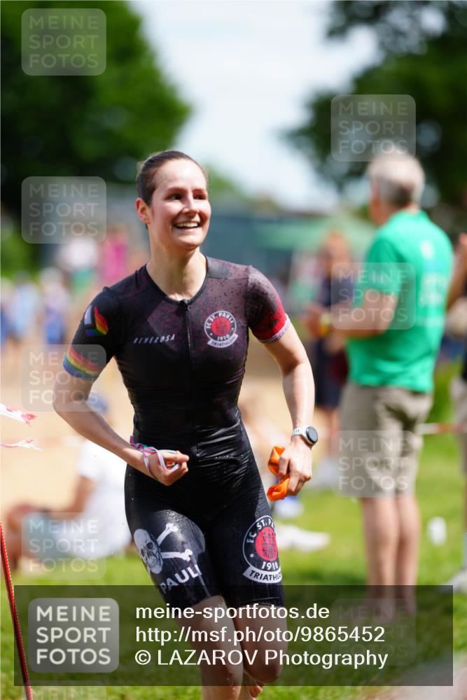 21.06.2026 - 29. Vierlanden-Triathlon LAZAROV Photography http://msf.ph/oto/9865452 21.06.2026 13:07:13 Schwimmen 1165 meine-sportfotos.de