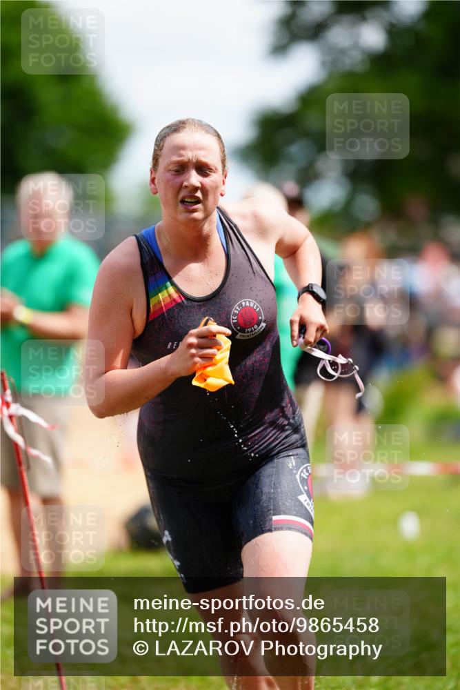 21.06.2026 - 29. Vierlanden-Triathlon LAZAROV Photography http://msf.ph/oto/9865458 21.06.2026 13:07:43 Schwimmen 1116 meine-sportfotos.de