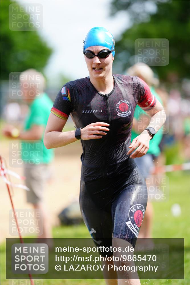 21.06.2026 - 29. Vierlanden-Triathlon LAZAROV Photography http://msf.ph/oto/9865470 21.06.2026 13:08:28 Schwimmen 1111, 1127, 1130, 1139 meine-sportfotos.de