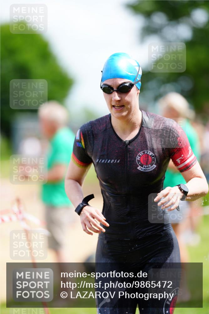 21.06.2026 - 29. Vierlanden-Triathlon LAZAROV Photography http://msf.ph/oto/9865472 21.06.2026 13:08:28 Schwimmen 1111, 1127, 1130, 1139 meine-sportfotos.de