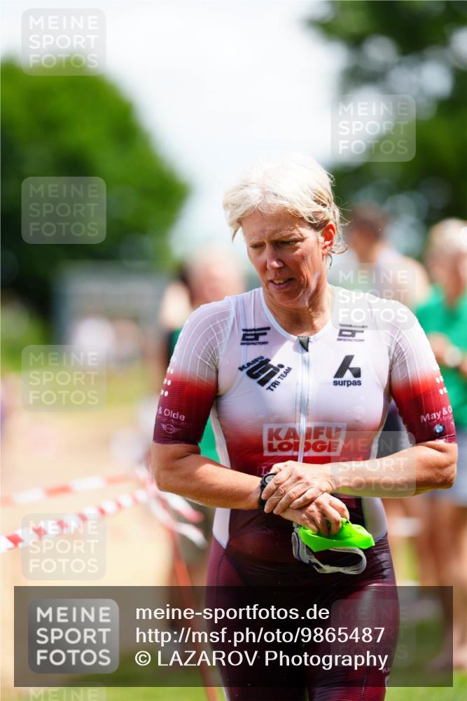 21.06.2026 - 29. Vierlanden-Triathlon LAZAROV Photography http://msf.ph/oto/9865487 21.06.2026 13:09:05 Schwimmen 1103, 1121 meine-sportfotos.de