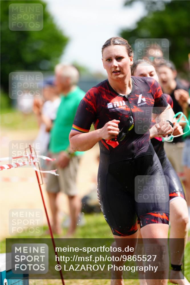 21.06.2026 - 29. Vierlanden-Triathlon LAZAROV Photography http://msf.ph/oto/9865527 21.06.2026 13:09:53 Schwimmen 1110, 1118, 1126, 1129, 1131, 1138, 1147 meine-sportfotos.de