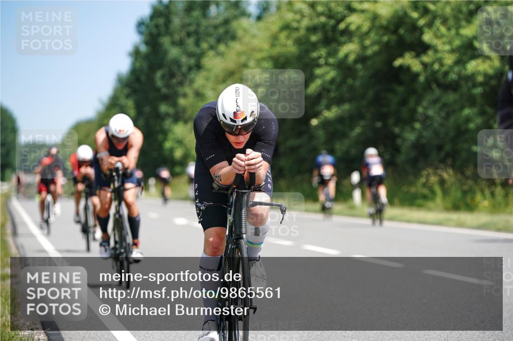 21.06.2026 - Viking Triathlon Michael Burmester http://msf.ph/oto/9865561 21.06.2026 11:59:17 Radfahren 47, 91, 242, 276, 306, 311, 313, 379, 421, 441, 444, 444, 510, 524, 531, 536, 537, 638 meine-sportfotos.de